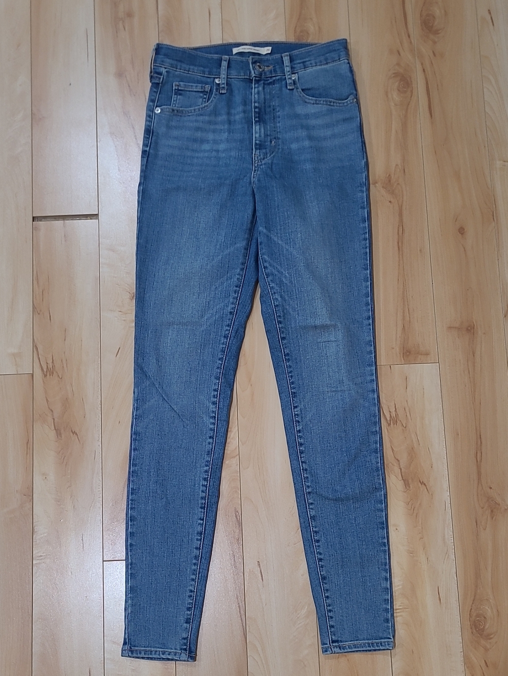 Levi's Women's Size 26 Mile High Super Skinny Jeans